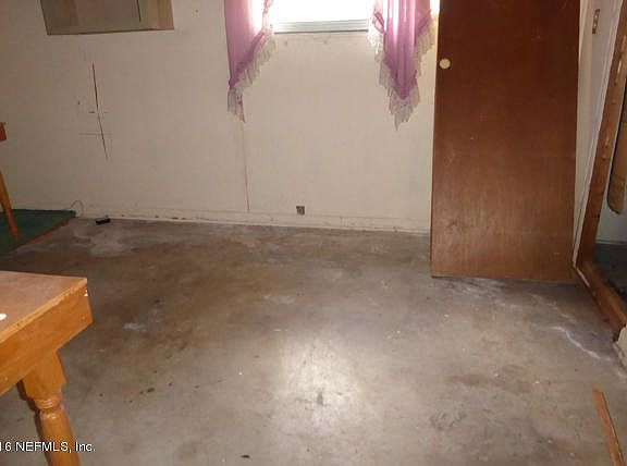 5th image of 111 W Saint Johns Ter E