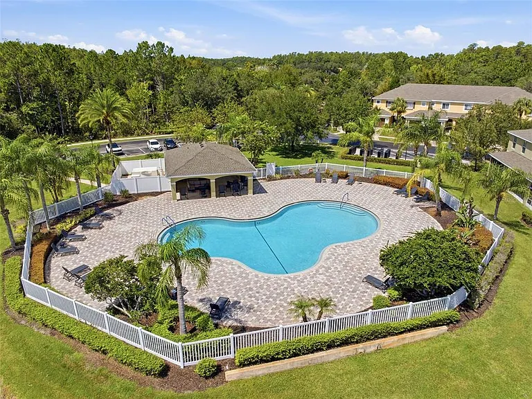 20402 Needletree Dr — Photo 19