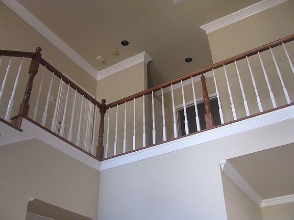 3rd image of 742 Village Green Dr