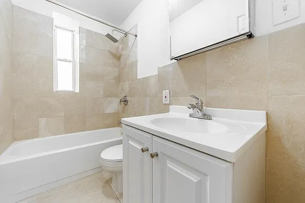 Rented by Bold New York | media 4