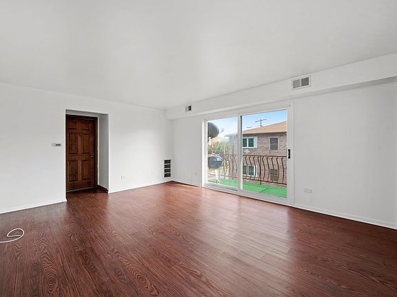 4th image of 6440 S Narragansett Ave APT 3E