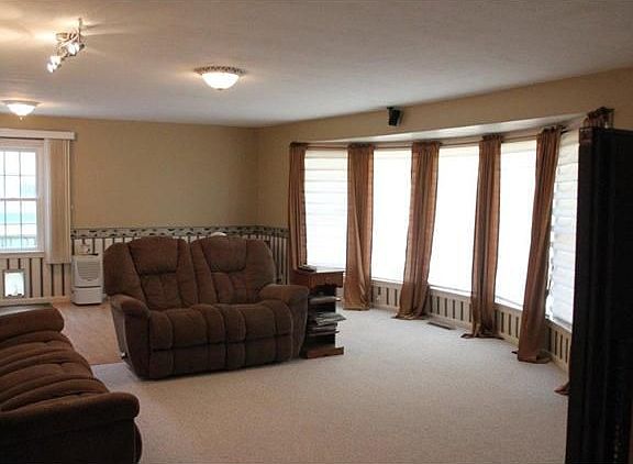 2nd image of 243 Noel Ln