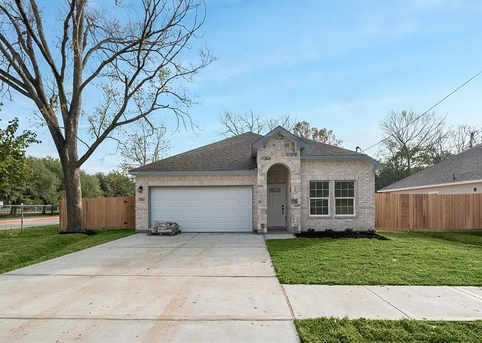 8024 Moonbeam St, Houston, TX 77088 | MLS #54950561 | Zillow