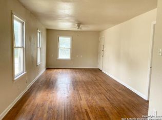251 Lyric St, San Antonio, TX 78223