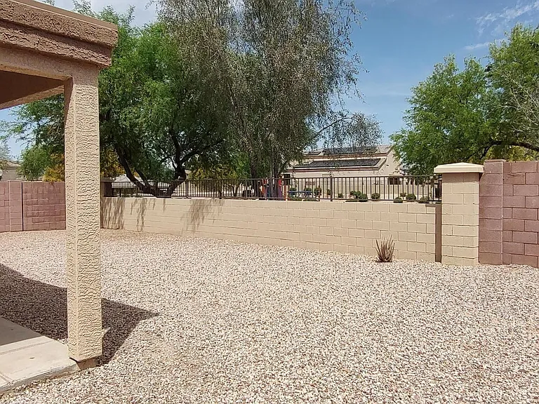 590 W Enchanted Desert Dr — Photo 6