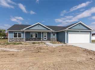 106 E Jaycee Ave, Effingham, IL 62401