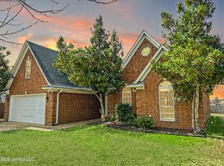 6237 Ravenwood Park W, Horn Lake, MS 38637