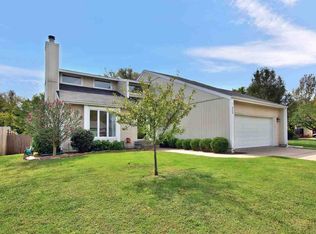 925 W Maplewood Ct, Andover, KS 67002