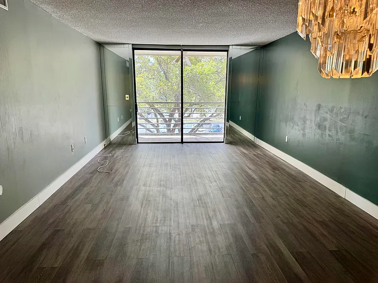 1800 SW 81st Ave #1307 — Photo 16
