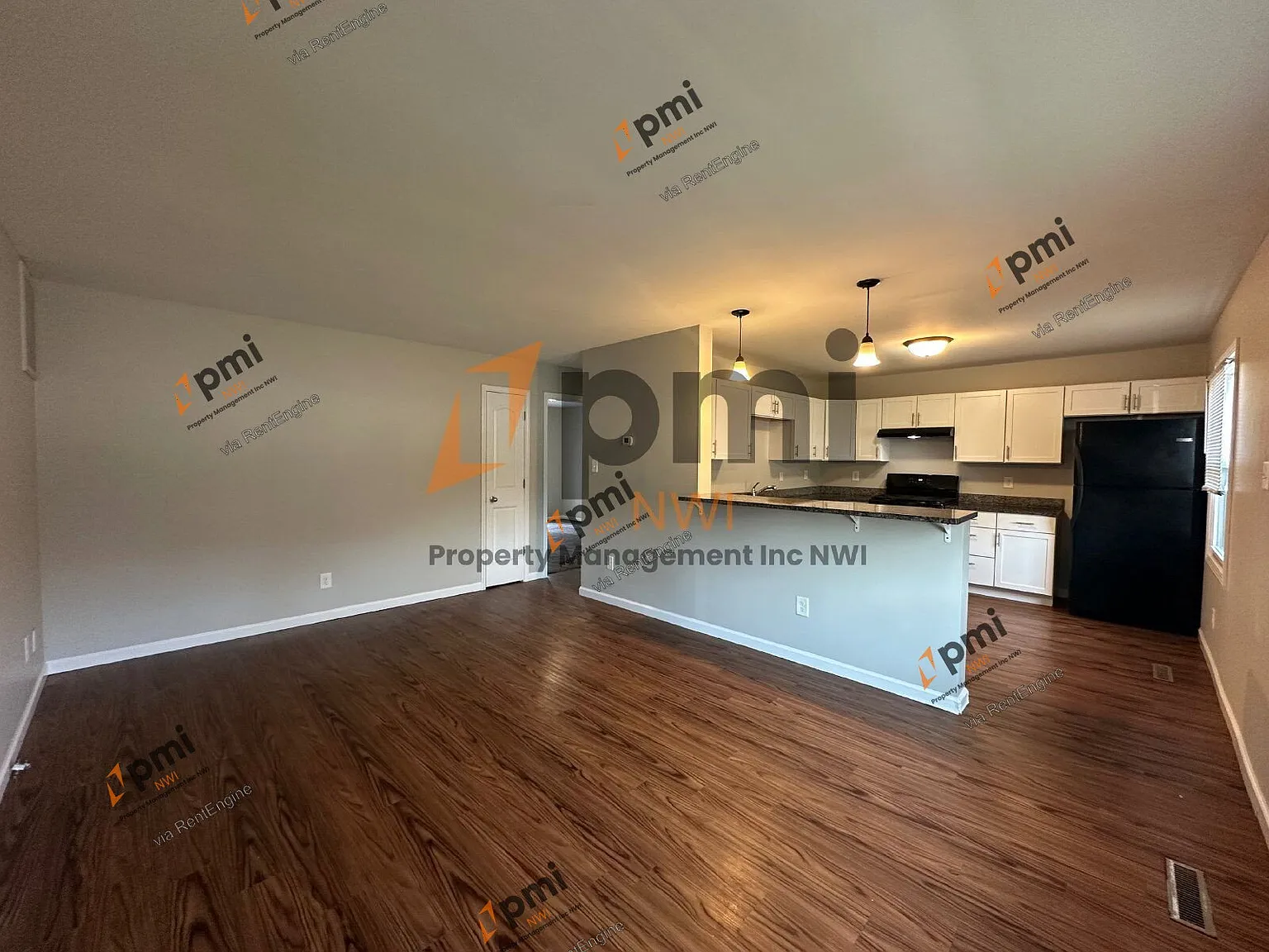 1 bed, 1.0 bath, 700 sqft, $1,050 — Photo 4