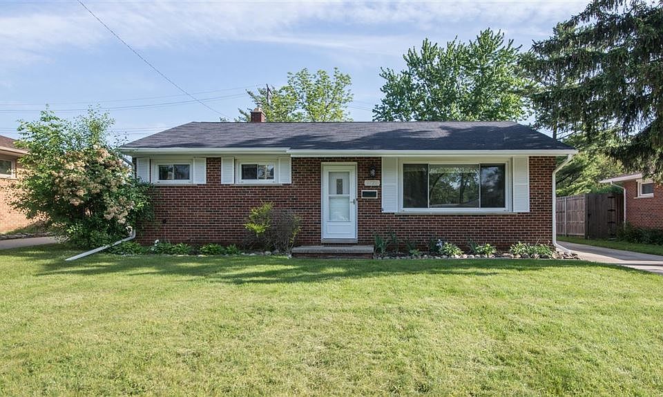 1st image of 1722 Sanford Pl