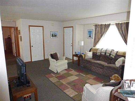 5th image of 19305 E Flat Rock River Ln