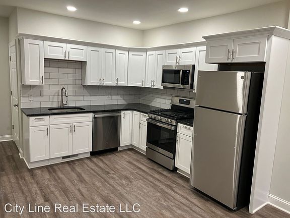 2nd image of 708 Columbia Ave #11609708