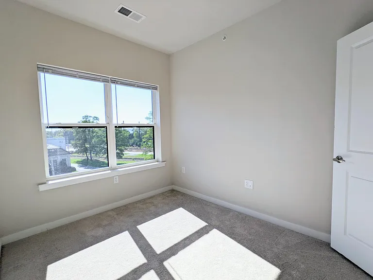 Riverview Terrace — Photo 14