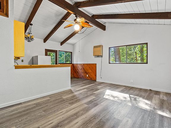 3rd image of 1111 Forest Way