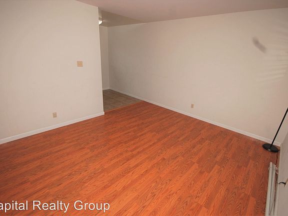 2nd image of 520 San Antonio Ave APT 2