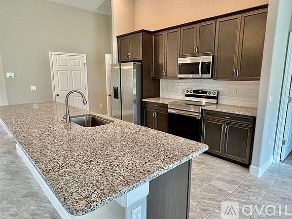 5th image of 11 Buffalo Meadow Ln