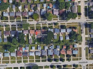 32501 Grandview Ave, Westland, MI 48186