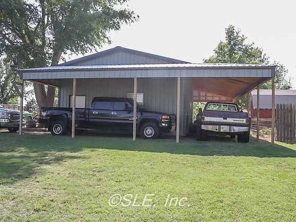 Detached workshop and garage