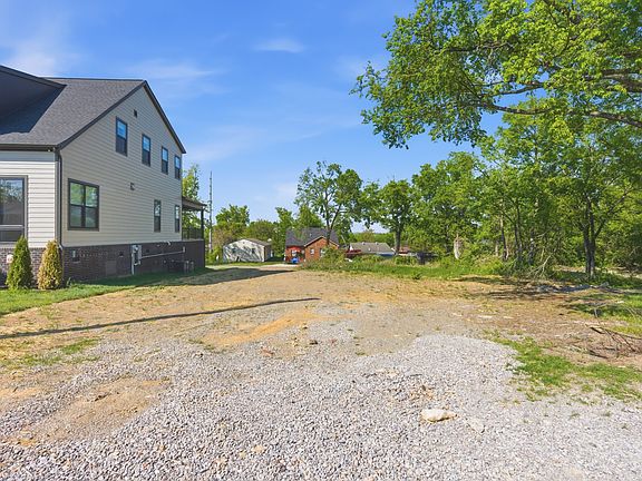 3rd image of 3124 Torbett St