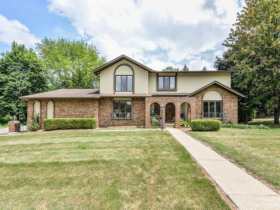 1st image of 3890 Penberton Dr