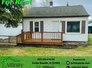 1131 33rd St NE, Cedar Rapids, IA 52402