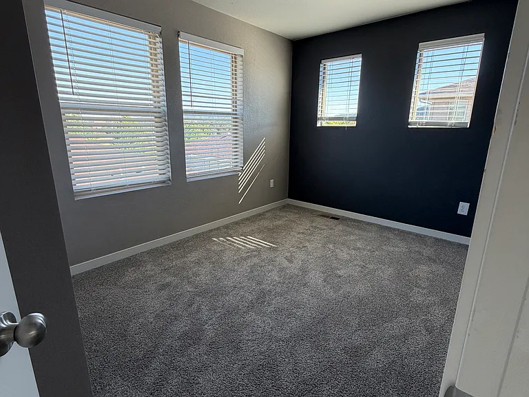 4456 Elegant St — Photo 42
