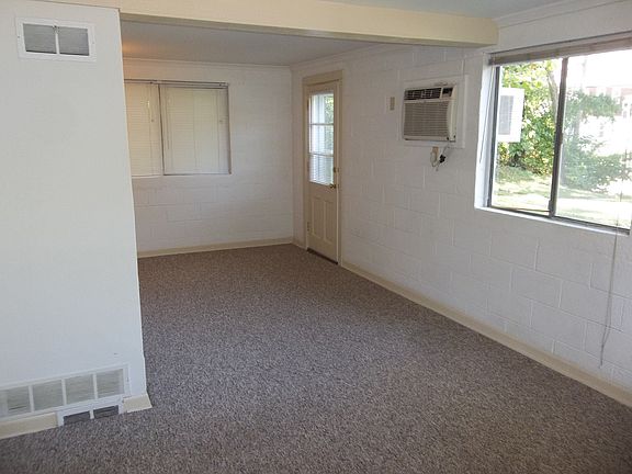 Living room 1001D