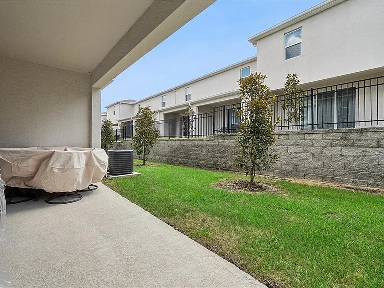 2076 Monteverde Ave — Photo 19