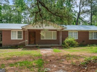 1279 T E Buchanan Rd, Louisville, GA 30434