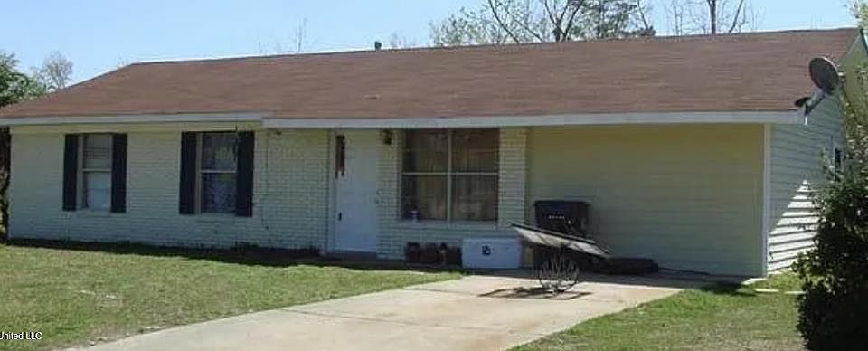 1st image of 2612 W Samuel St