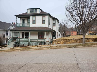 27 Lincoln Ave, Deadwood, SD, 57732