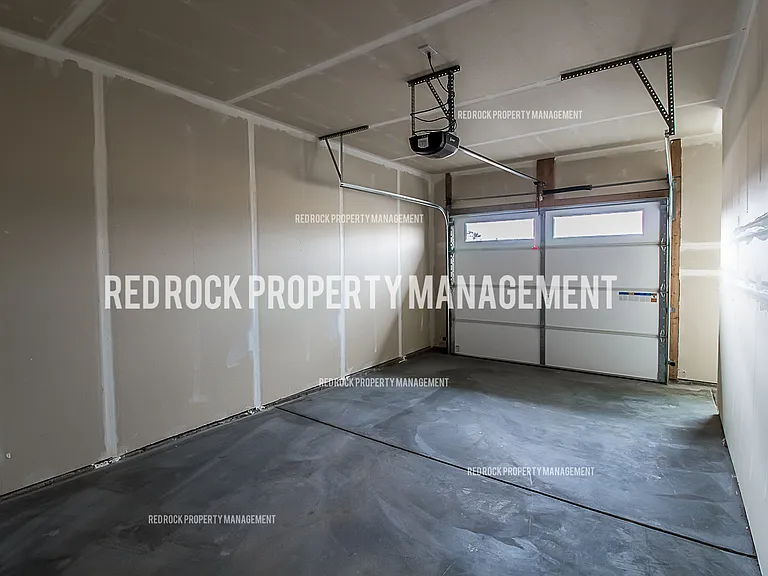 319 S Woodlawn Ln #1 — Photo 15