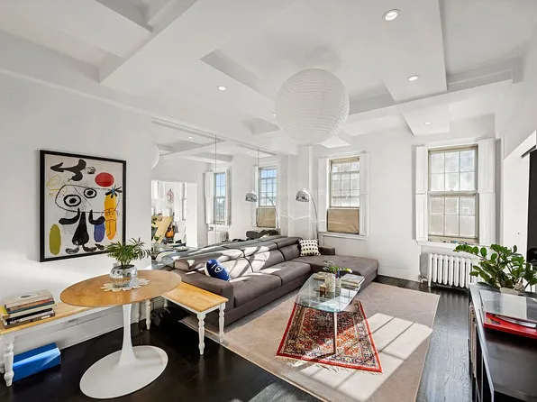 24 5th Ave APT 1609, Manhattan, NY 10011