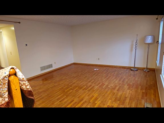 4th image of 4254 Nafzger Dr
