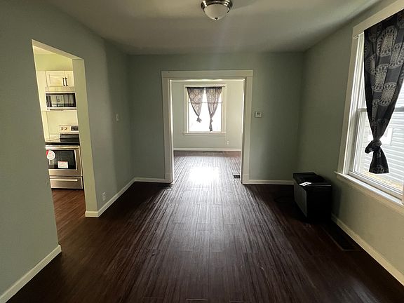 2nd image of 2328 Harper Ave