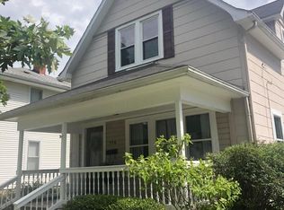 178 S Main St, London, OH 43140