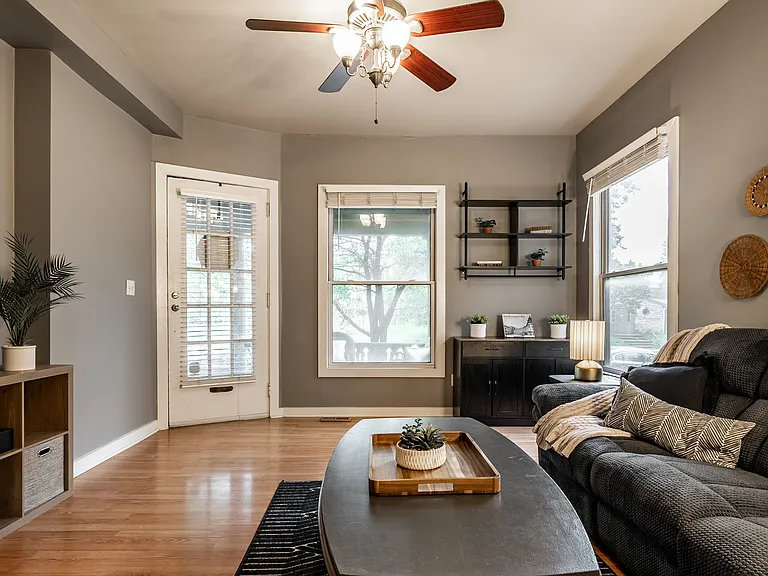 1907 N Delaware St #D — Photo 10