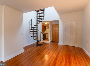 1527 Pine St #3FR, Philadelphia, PA 19102