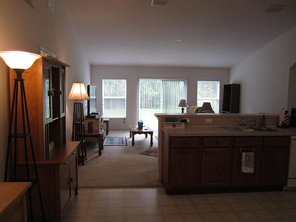 4th image of 5829 NW Bates Ave