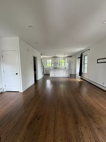 42 Saint Johns Ave — Photo 3
