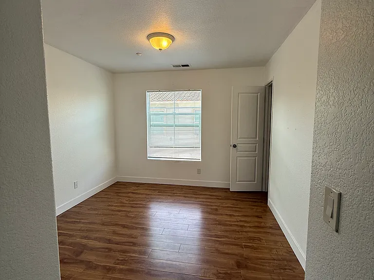 767 Hatfield Dr — Photo 13