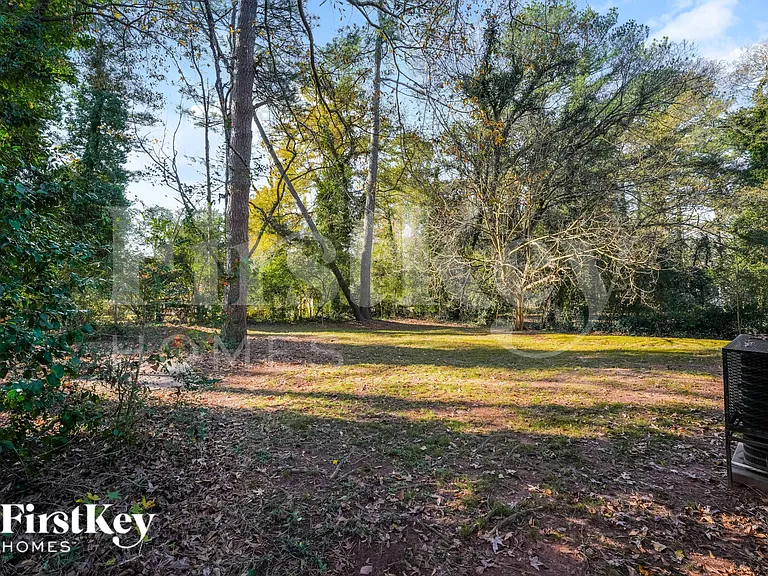3425 Pinehill Dr — Photo 14