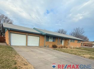1107 E Hamline St, Garden City, KS 67846