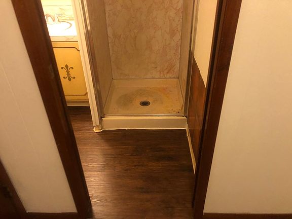 5th image of 6214 9th Ave NE #102