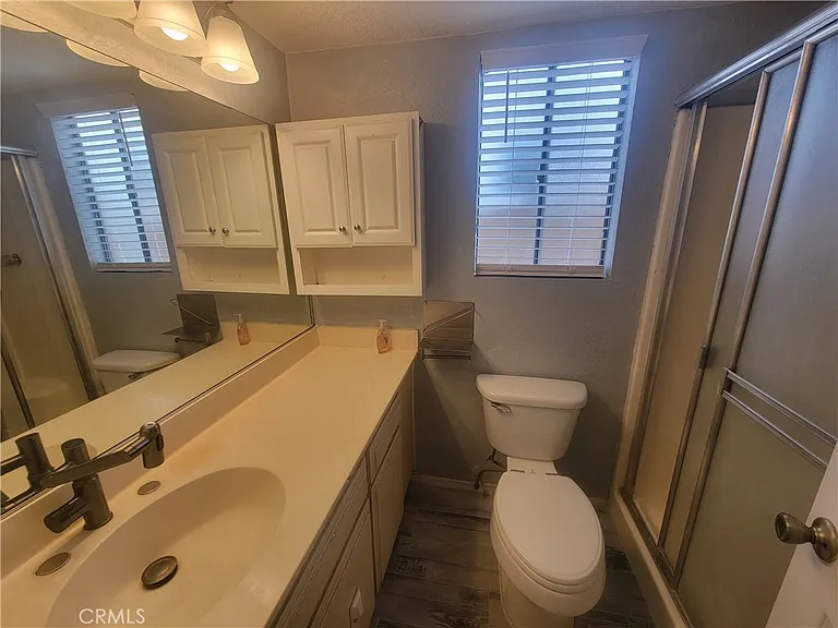 15005 Indiana Ave — Photo 6