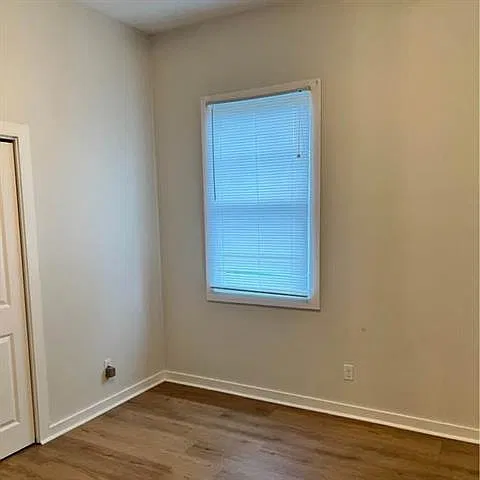2 bed, 1.0 bath, 931 sqft, $1,150 — Photo 4