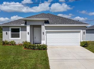 5027 S Peachtree Cir, Labelle, FL 33935