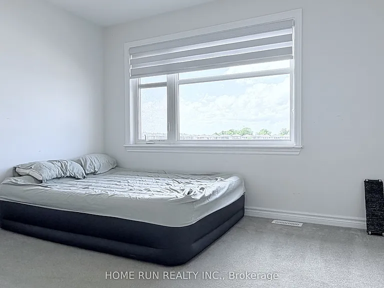 535 Honeylocust Ave — Photo 16