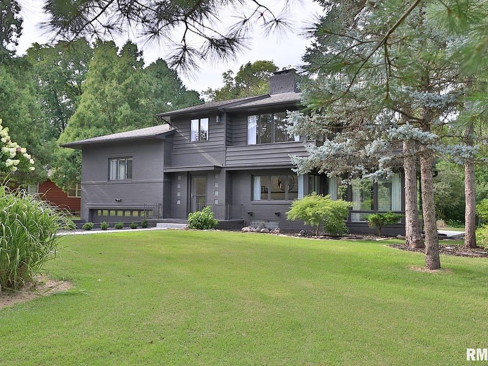1st image of 443 W Detweiller Dr